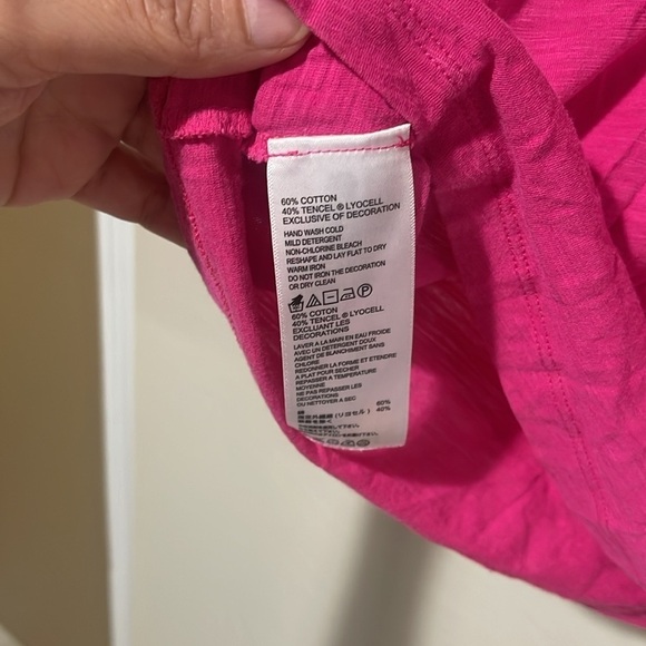 Tommy Bahama Women's Short Sleeve Tee Medium - Picture 6 of 8